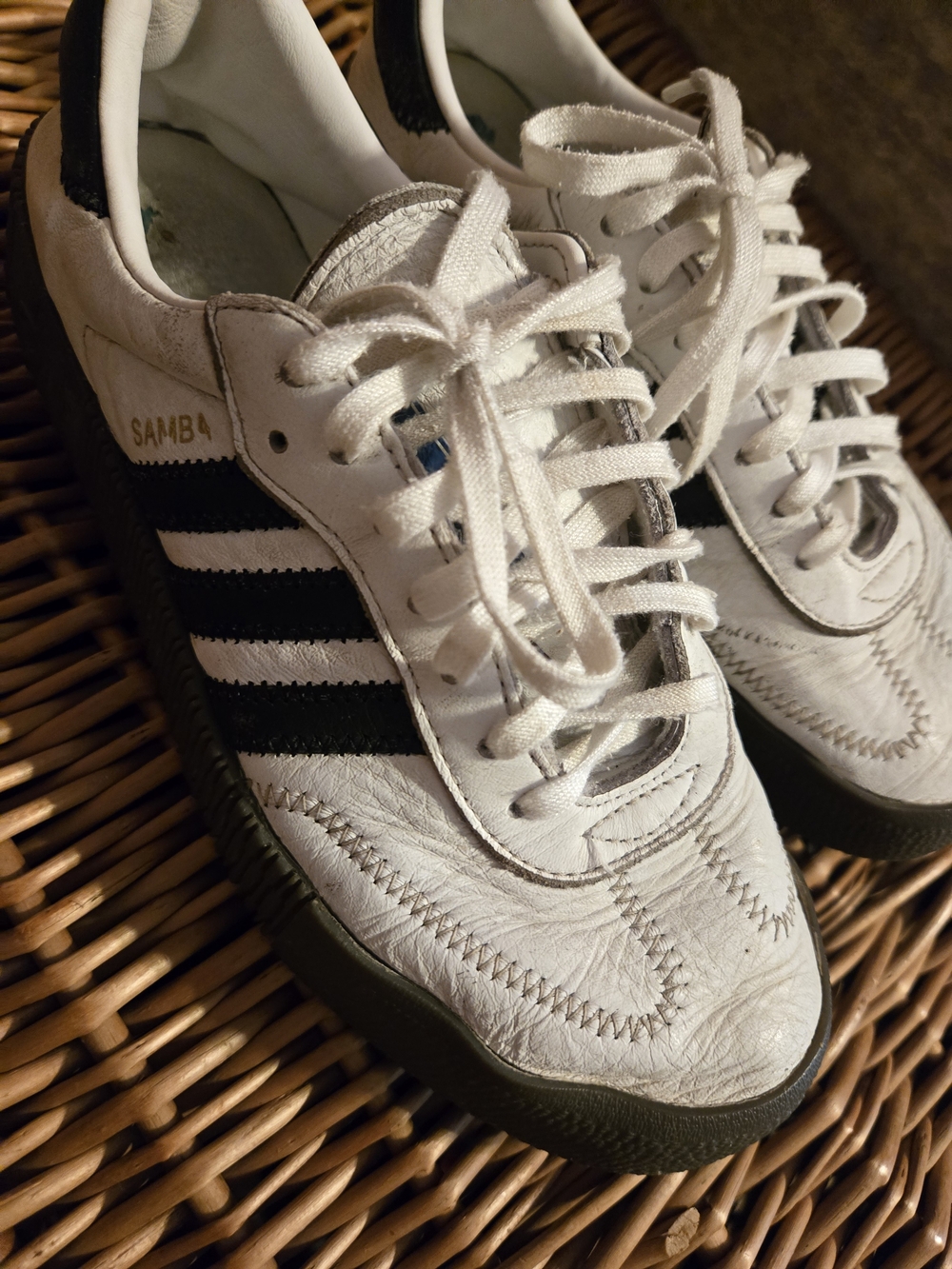 Adidas Samba Classic Womens White & Black Leather Sneakers 7 5